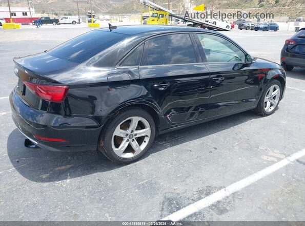 WAUAUGFFXJ1003106 2018 AUDI A3 Черный Вид задней части салона