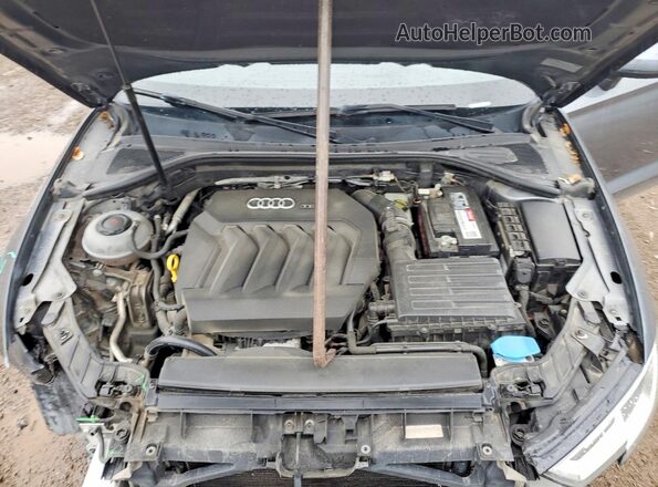 WAUAUGFFXJ1024232 2018 AUDI A3 Серебряный Вид задней части салона