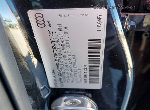 WAUB1GFF4J1032839 2018 AUDI S3 Black Engine compartment view