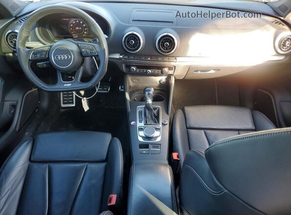 WAUB1GFF4J1032839 2018 AUDI S3 Black Dashboard view