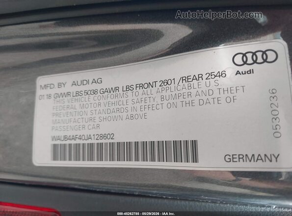 WAUB4AF40JA128602 2018 AUDI S4 Gray Vista del compartimento del motor