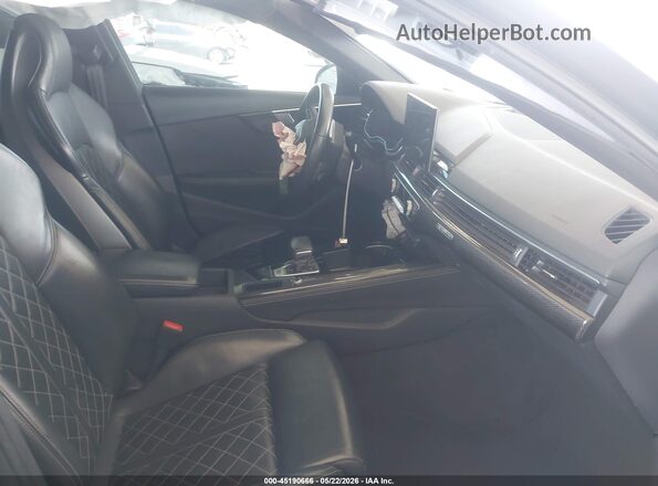 WAUB4AF45MA065842 2021 AUDI S4 Gray Front interior view