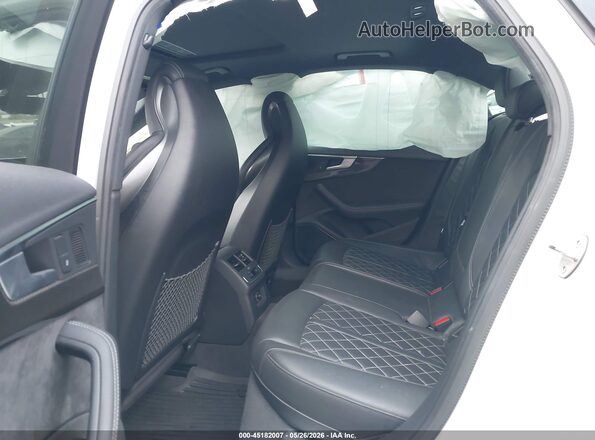 WAUB4AF47JA197870 2018 AUDI S4 White VIN կոդի պիտակի տեսք