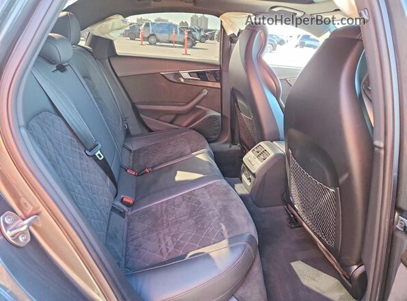 WAUB4AF47MA042031 2021 AUDI S4 Gray Vista de los asientos traseros