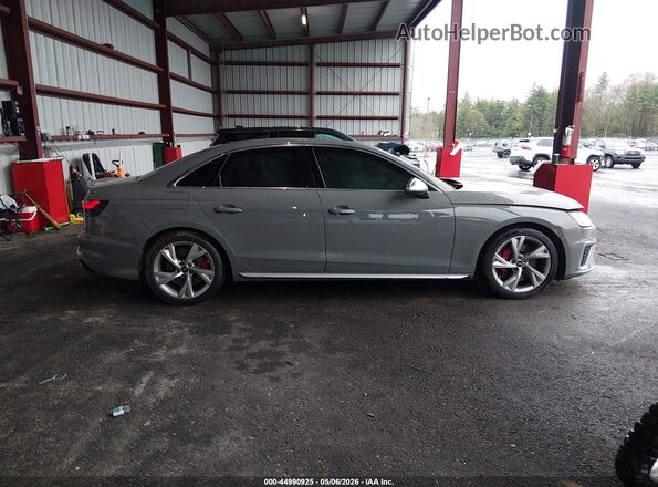 WAUB4AF4XNA019991 2022 AUDI S4 Gray Widok wnętrza z tyłu