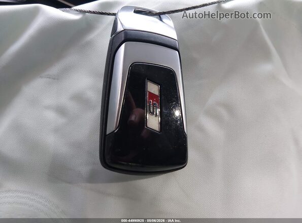 WAUB4AF4XNA019991 2022 AUDI S4 Gray Widok deski rozdzielczej