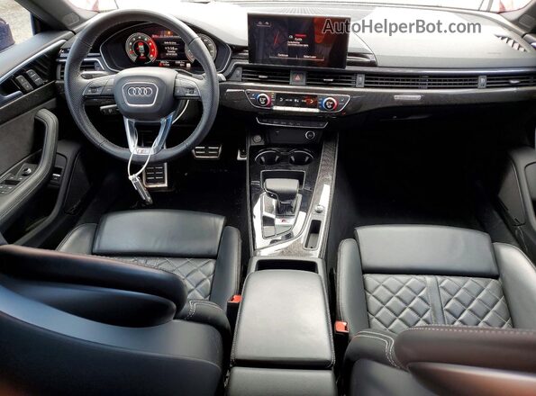 WAUB4CF51RA067308 2024 AUDI S5 Красный Вид панели приборов