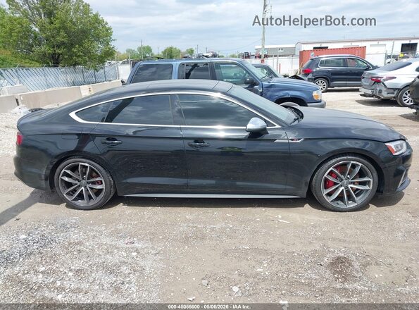 WAUB4CF59JA051734 2018 AUDI S5 Black Widok wnętrza z tyłu