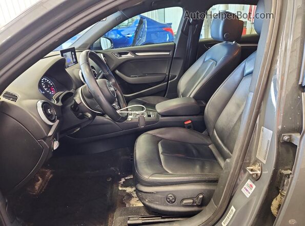 WAUB8GFF1H1074066 2017 AUDI A3 Gray Вид салону спереду