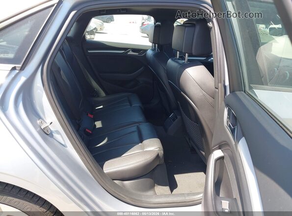 WAUB8GFF7J1009471 2018 AUDI A3 Silver Widok naklejki z numerem VIN