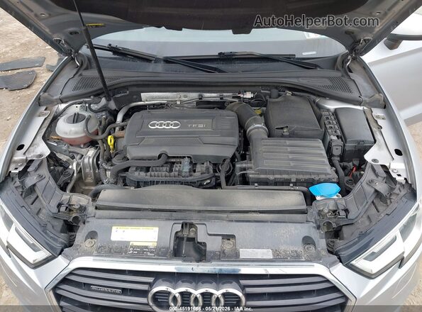 WAUB8GFFXH1047478 2017 AUDI A3 Silver Вид ззаду
