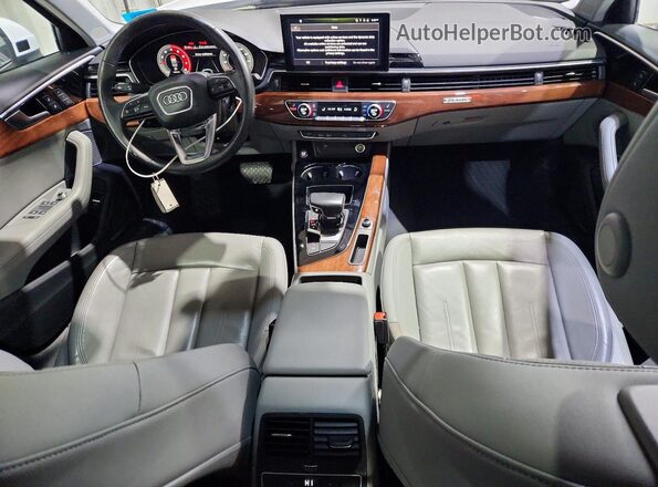 WAUBBAF40MN011928 2021 AUDI A4 White წინა პანელის ხედი