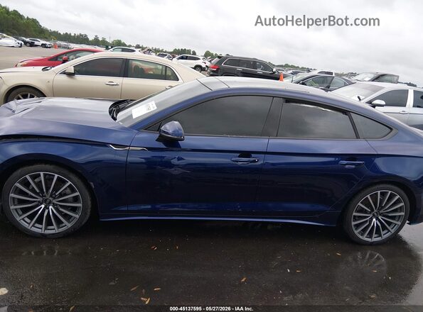 WAUCBCF52NA005887 2022 AUDI A5 Blue 360 interior view