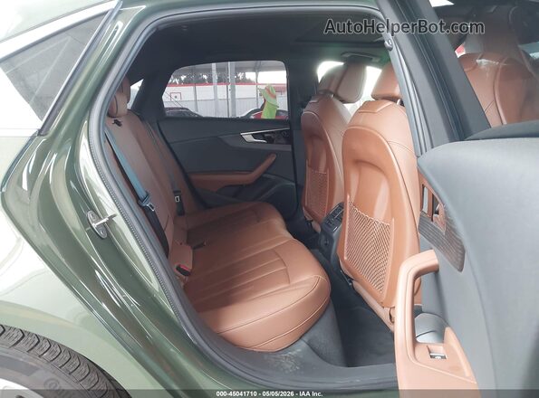 WAUDAAF45RN010633 2024 AUDI OTHER Green Vista de la etiqueta del VIN