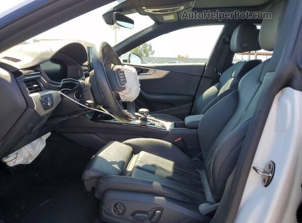WAUDACF59SA006151 2025 AUDI A5 White Vista interior delantera