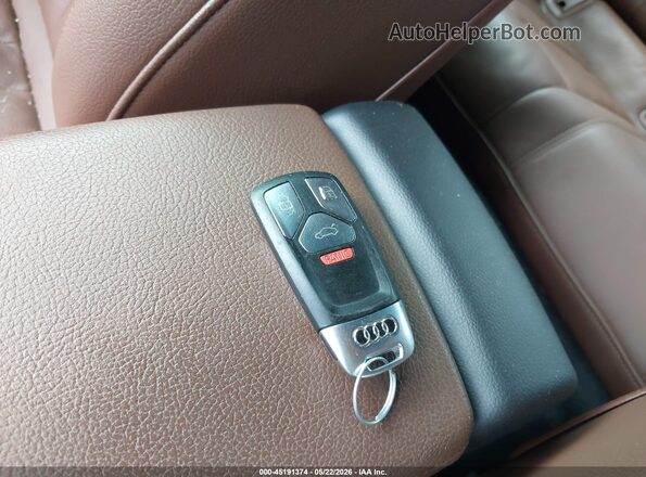WAUDNAF47HN045709 2017 AUDI A4 White Dashboard view
