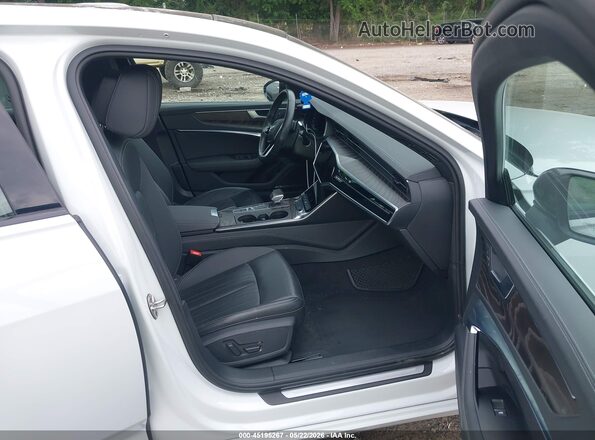 WAUE3AF23MN047167 2021 AUDI A6 White Вид салону спереду