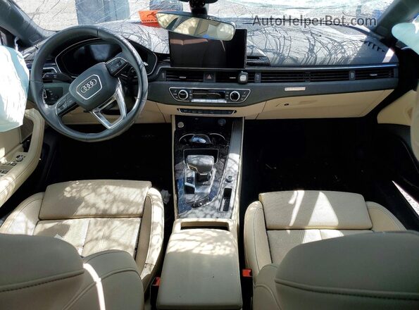 WAUEAAF45RN010295 2024 AUDI A4 Gray Vista del salpicadero
