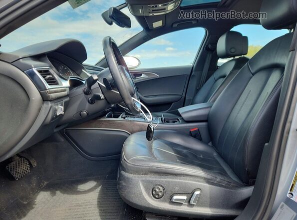 WAUG3AFC8JN065449 2018 AUDI A6 Silver Vista interior delantera