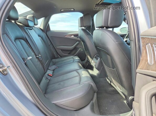WAUG3AFC8JN065449 2018 AUDI A6 Silver Vista de los asientos traseros