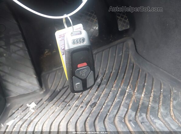 WAUGMAF49KA060548 2019 AUDI A4 Белый Вид панели приборов