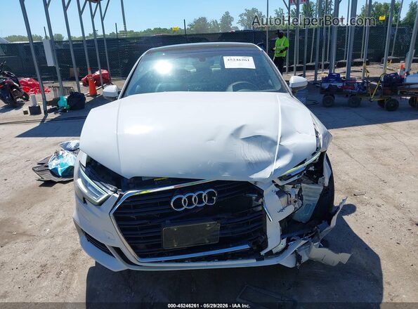 WAUJ8GFF8J1094395 2018 AUDI A3 Белый Вид щитка приборов