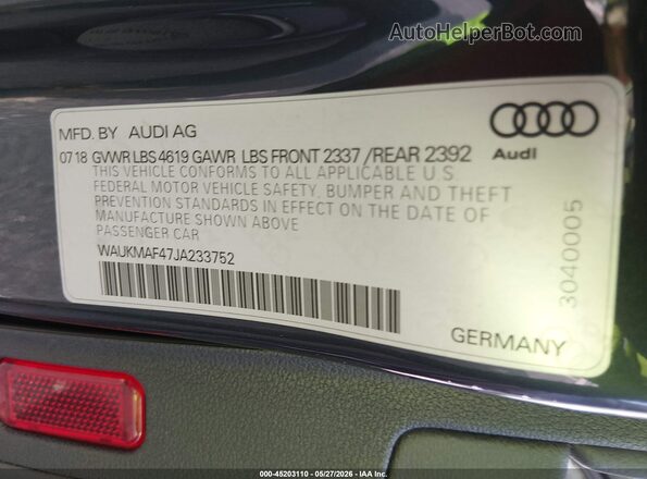 WAUKMAF47JA233752 2018 AUDI A4 Gray 
