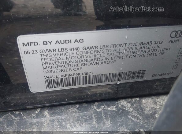 WAULDAF84PN013977 2023 AUDI A8 Black Widok komory silnika