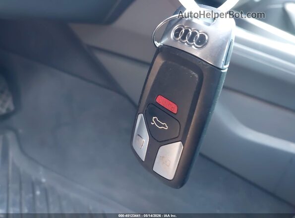 WAULMAF4XJN008075 2018 AUDI A4 Black Widok deski rozdzielczej