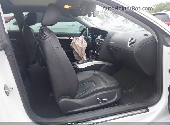 WAUM2AFR0GA012223 2016 AUDI A5 White Front interior view