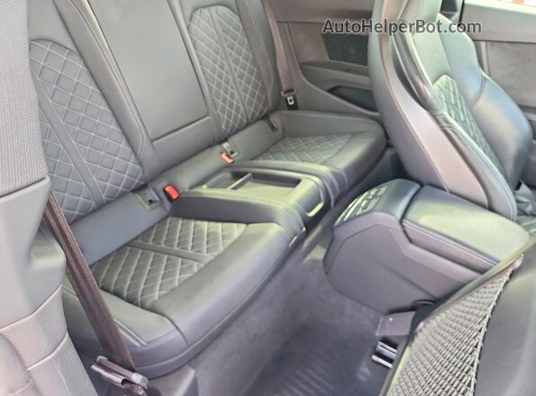 WAUP4AF57PA069412 2023 AUDI S5 Gray Widok tylnych siedzeń