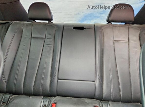WAUPNAF55JA001842 2018 AUDI A5 Black Widok tylnych siedzeń