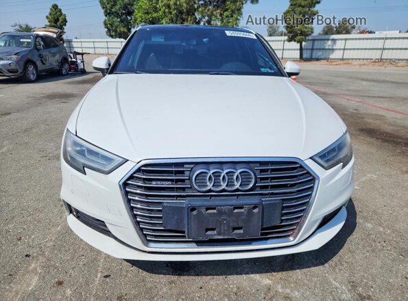 WAUTPBFFXHA056045 2017 AUDI A3 White წინა ხედი
