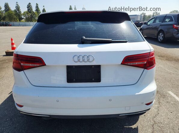 WAUTPBFFXHA056045 2017 AUDI A3 White უკანა ხედი