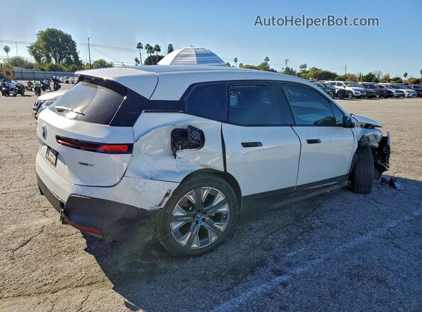 WB523CF04RCR26921 2024 BMW IX White Задня права чверть