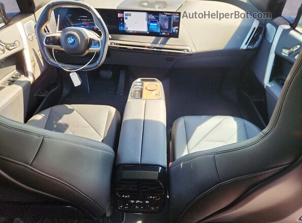 WB523CF0XPCM86507 2023 BMW IX Blue Vista del salpicadero
