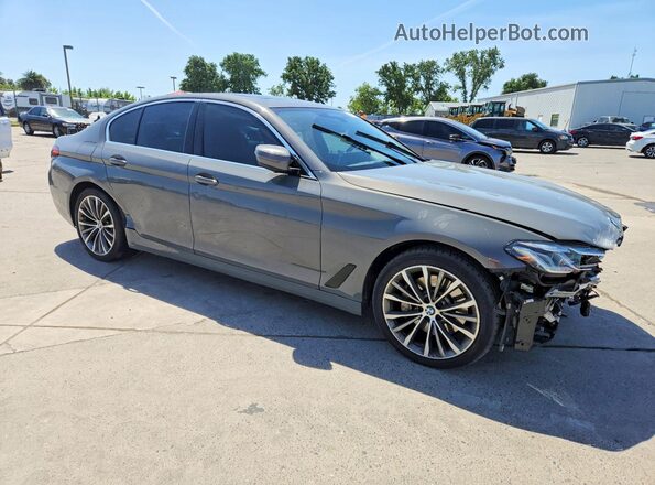 WBA13AG01MCG44232 2021 BMW 5 SERIES Серый Передняя правая четверть