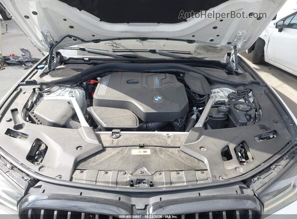 WBA13AG01PCN31303 2023 BMW 5 SERIES White Widok z tyłu