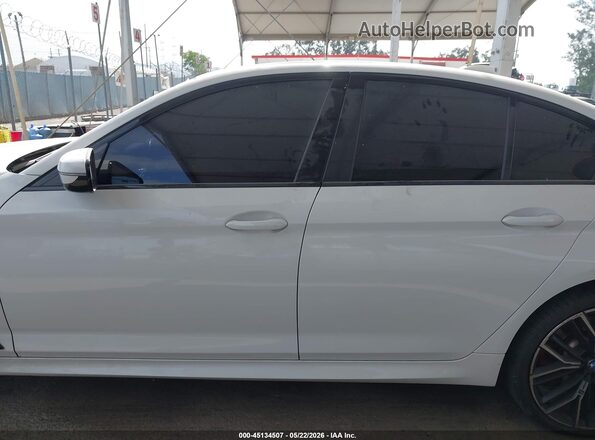 WBA13AG01PCN31303 2023 BMW 5 SERIES White Widok wnętrza 360 stopni