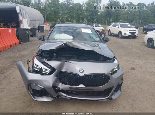 WBA13AL07R7R64156 2024 BMW M2 Gray Սարքավորումների վահանակի տեսք