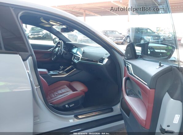 WBA13AW07NFM46298 2022 BMW 7 SERIES Gray წინა სალონის ხედი