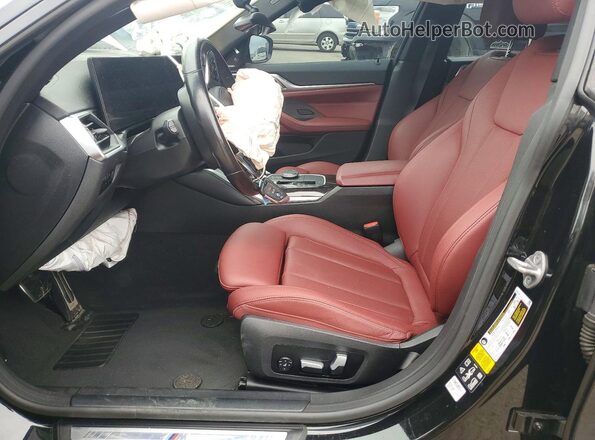 WBA13AW08RFR08311 2024 BMW M4 Black Вид салону спереду