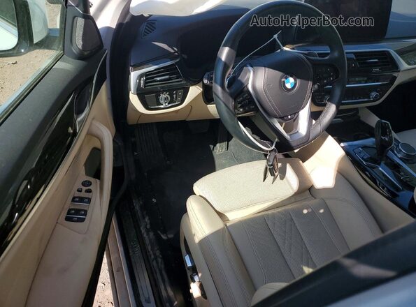 WBA13BJ09PWX91168 2023 BMW 5 SERIES White Vista del salpicadero