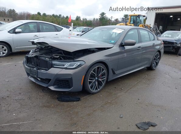 WBA13BK05PCM25563 2023 BMW M5 Gray Vista tres cuartos delantera izquierda
