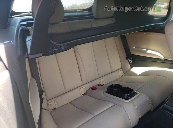 WBA1K9C56GV710668 2016 BMW 2 SERIES White Rear seats view