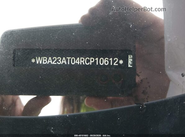 WBA23AT04RCP10612 2024 BMW 4 SERIES Gray Vista del compartimento del motor
