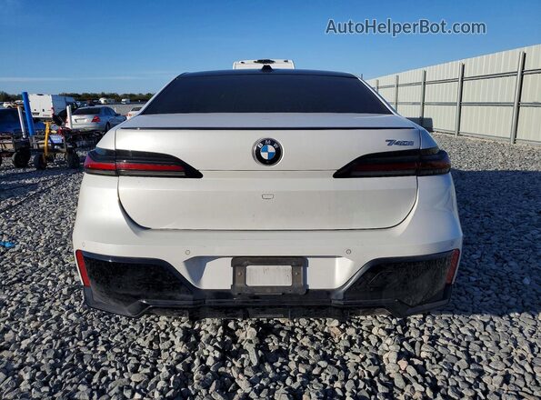 WBA23EH00PCN09836 2023 BMW 7 SERIES White Հետևի տեսք