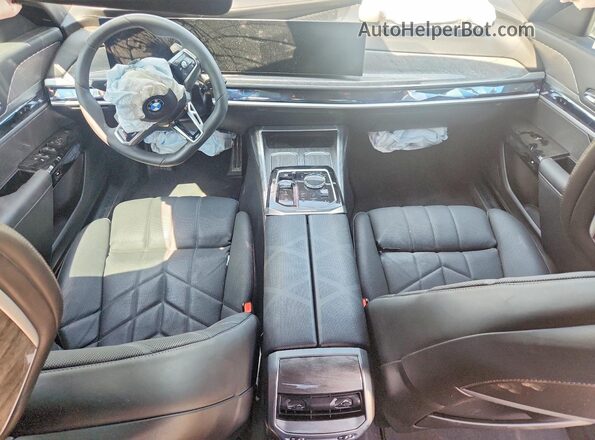 WBA23EH02SCT29105 2025 BMW 7 SERIES Charcoal 
