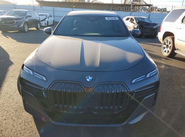 WBA23EH02SCV31345 2025 BMW 7 SERIES Gray Вид спереду