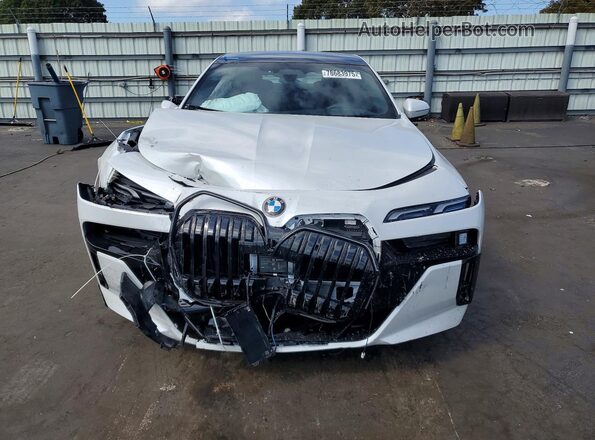 WBA23EH03SCT34734 2025 BMW 7 SERIES White Вид спереду